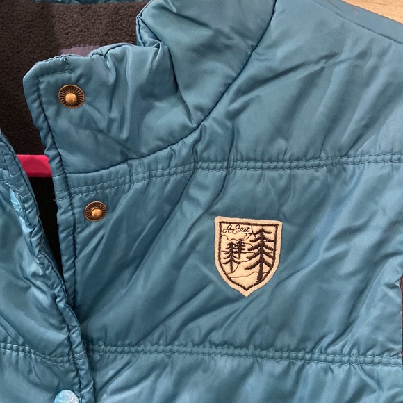 American Eagle Puffer Vest - Picture 4 of 4